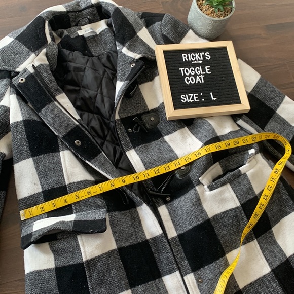 Ricki’s Plaid Toggle Coat - Picture 6 of 9